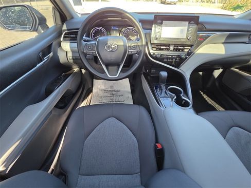 Used 2023 Toyota Camry LE w/ Convenience Package image 6
