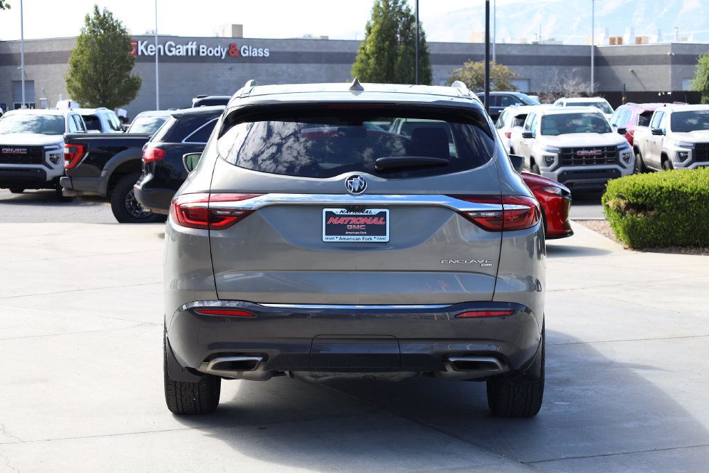 Used 2019 Buick Enclave Avenir w/ Avenir Technology Package AWD/4WD image 5