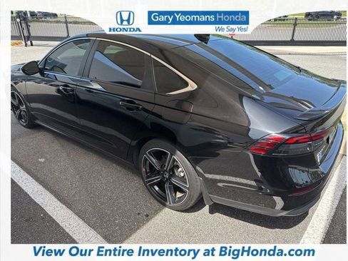 Used 2024 Honda Accord Sport image 10