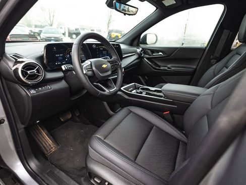 New 2026 Chevrolet Equinox LT w/ Convenience Package II image 21