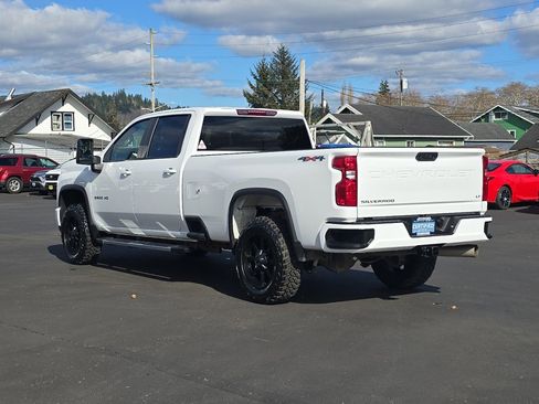 Certified 2025 Chevrolet Silverado 2500 LT w/ Convenience Package image 4