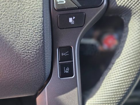 Used 2020 Toyota Tacoma TRD Sport w/ Technology Package AWD/4WD image 27