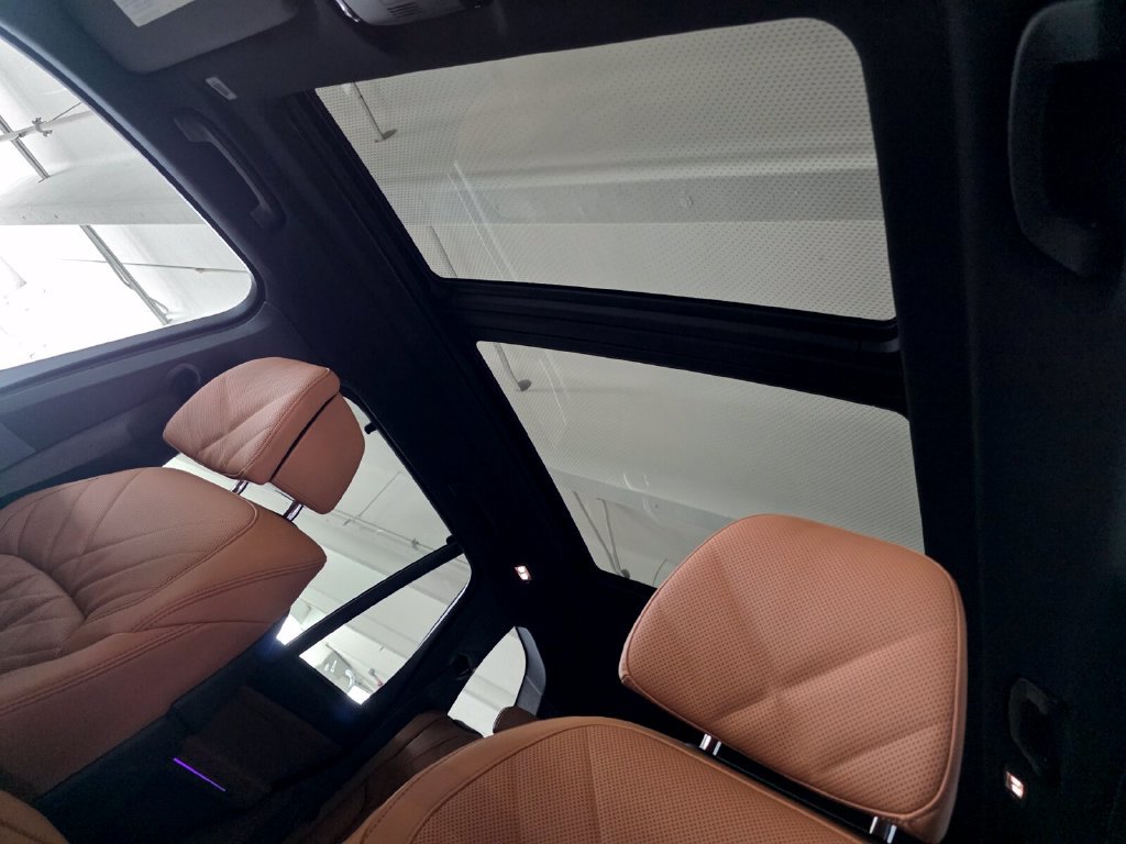 New 2026 BMW X5 M60i AWD/4WD image 10