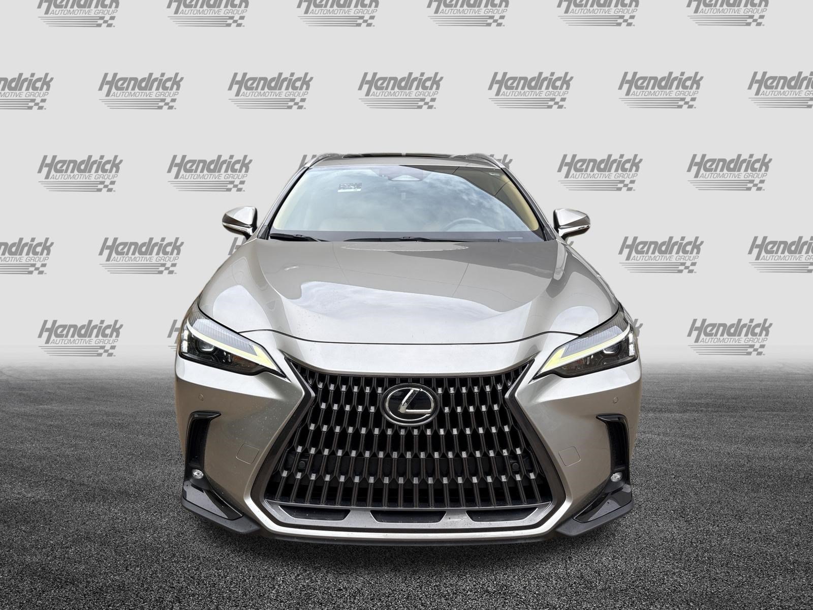 Used 2023 Lexus NX 350 AWD image 3