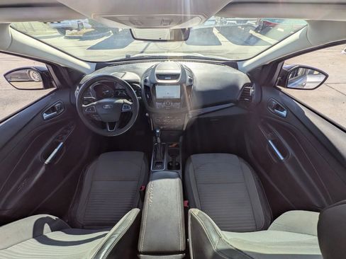 Used 2017 Ford Escape Titanium image 8