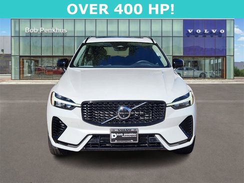 Used 2023 Volvo XC60 T8 Plus image 8