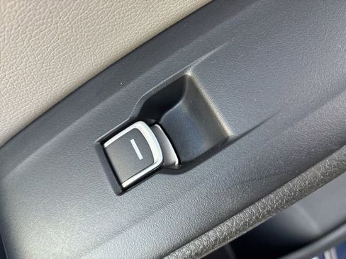 Used 2018 Honda Accord EX-L image 17