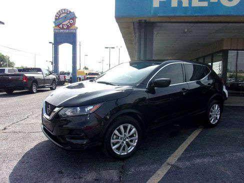 Used 2021 Nissan Rogue Sport S image 1