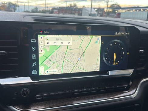 Used 2025 Chevrolet Silverado 2500 LT w/ Convenience Package image 40