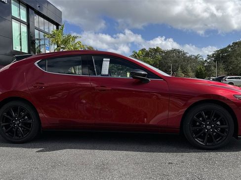 New 2026 MAZDA MAZDA3 Hatchback w/Premium Plus Pkg image 24
