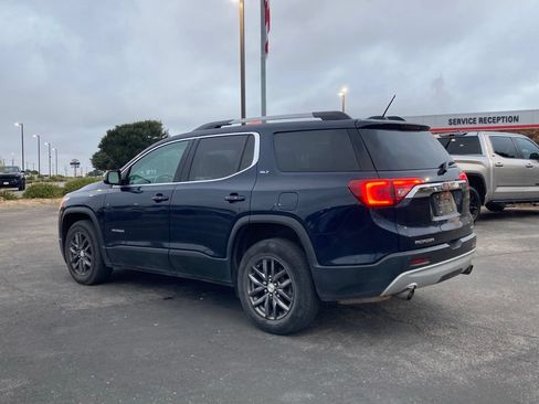 Used 2017 GMC Acadia SLT AWD/4WD image 7