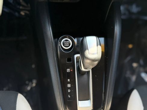 Used 2020 Nissan Versa SV image 22