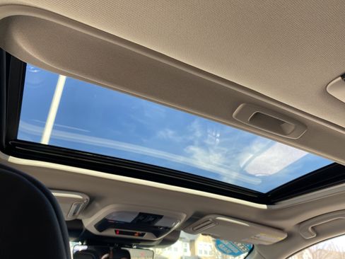 Used 2024 Subaru Crosstrek 2.5i Limited w/ Crosstrek Mirror Package image 35