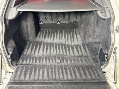 Used 2025 Rolls-Royce Cullinan Black Badge AWD/4WD image 27