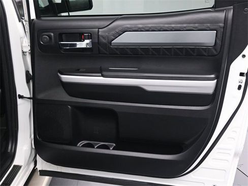 Used 2019 Toyota Tundra Platinum image 13