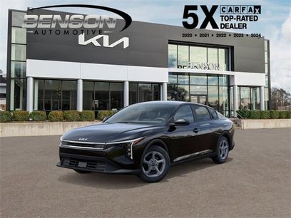 New 2025 Kia K4 LXS