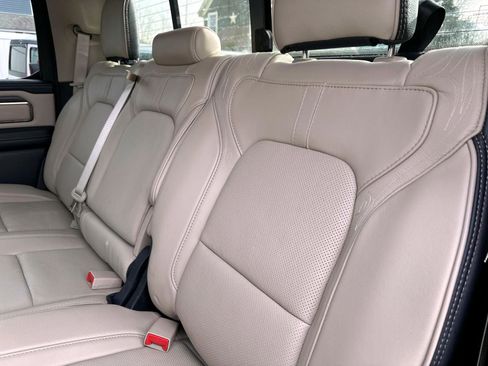 Used 2021 RAM 1500 Limited image 9