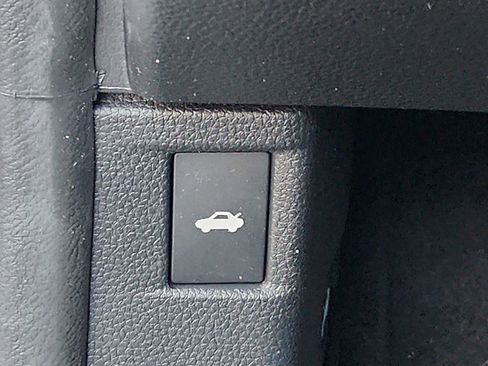 Used 2024 Honda Accord Touring image 25