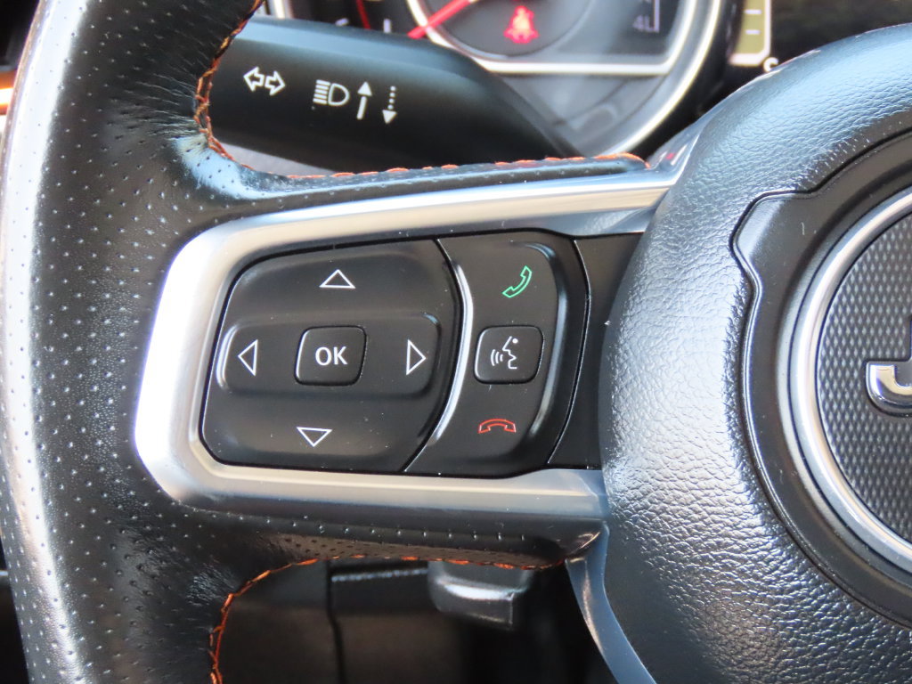 Used 2022 Jeep Gladiator Mojave w/ LED Lighting Group AWD/4WD image 38
