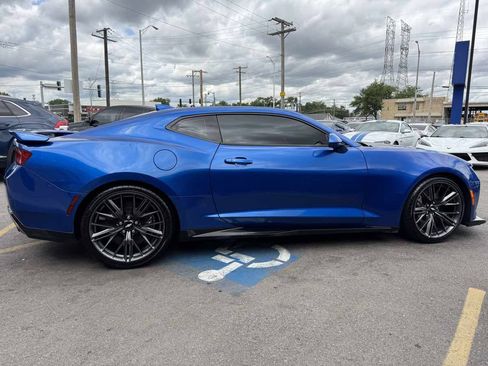 Used 2018 Chevrolet Camaro ZL1 RWD image 6