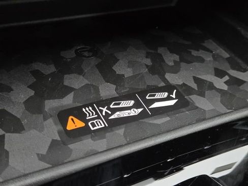 New 2026 Chevrolet Colorado Z71 w/ Midnight Edition AWD/4WD image 10