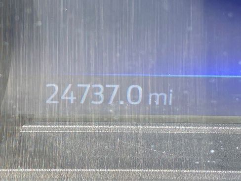 Certified 2022 Ford Explorer XLT w/ Equipment Group 202A image 18