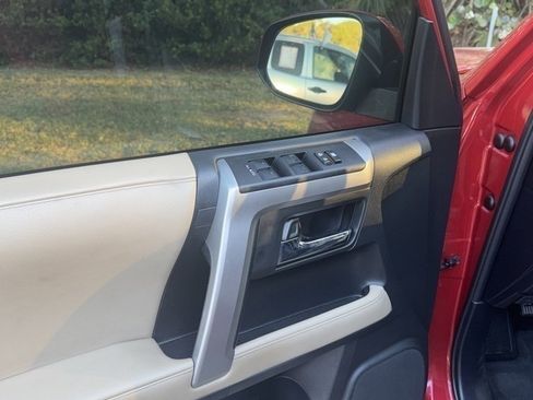 Used 2023 Toyota 4Runner SR5 Premium w/ Moonroof Package image 11