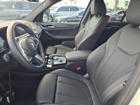 Used 2022 BMW X3 sDrive30i w/ M Sport Package 2 RWD image 4