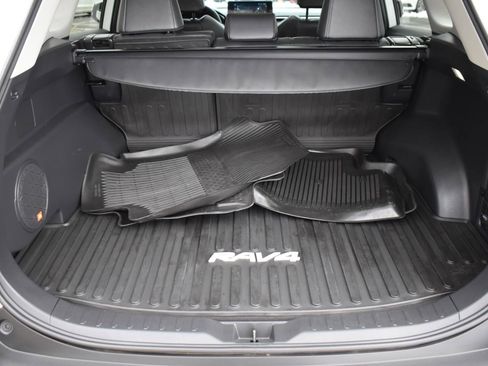 Used 2023 Toyota RAV4 Limited image 44