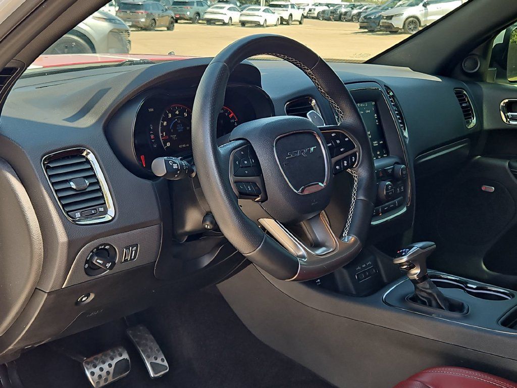 Used 2018 Dodge Durango SRT w/ Technology Group AWD/4WD image 13