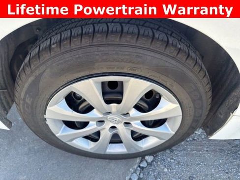 Used 2024 Toyota Corolla LE image 19