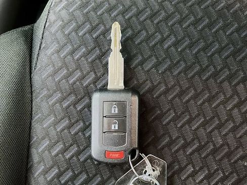 Used 2019 Mitsubishi Eclipse Cross LE AWD/4WD image 27