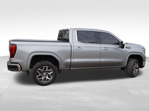 Used 2025 GMC Sierra 1500 SLT w/ SLT Premium Plus Package AWD/4WD image 4