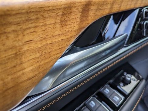 New 2024 Jeep Grand Wagoneer Series III image 12