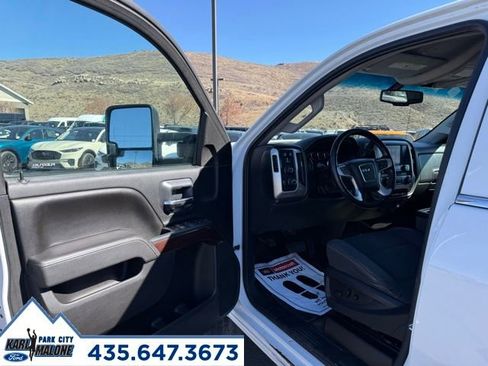 Used 2017 GMC Sierra 3500 SLE image 13