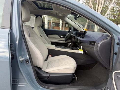 New 2026 Nissan Sentra SL w/ Floor Mat Package image 14