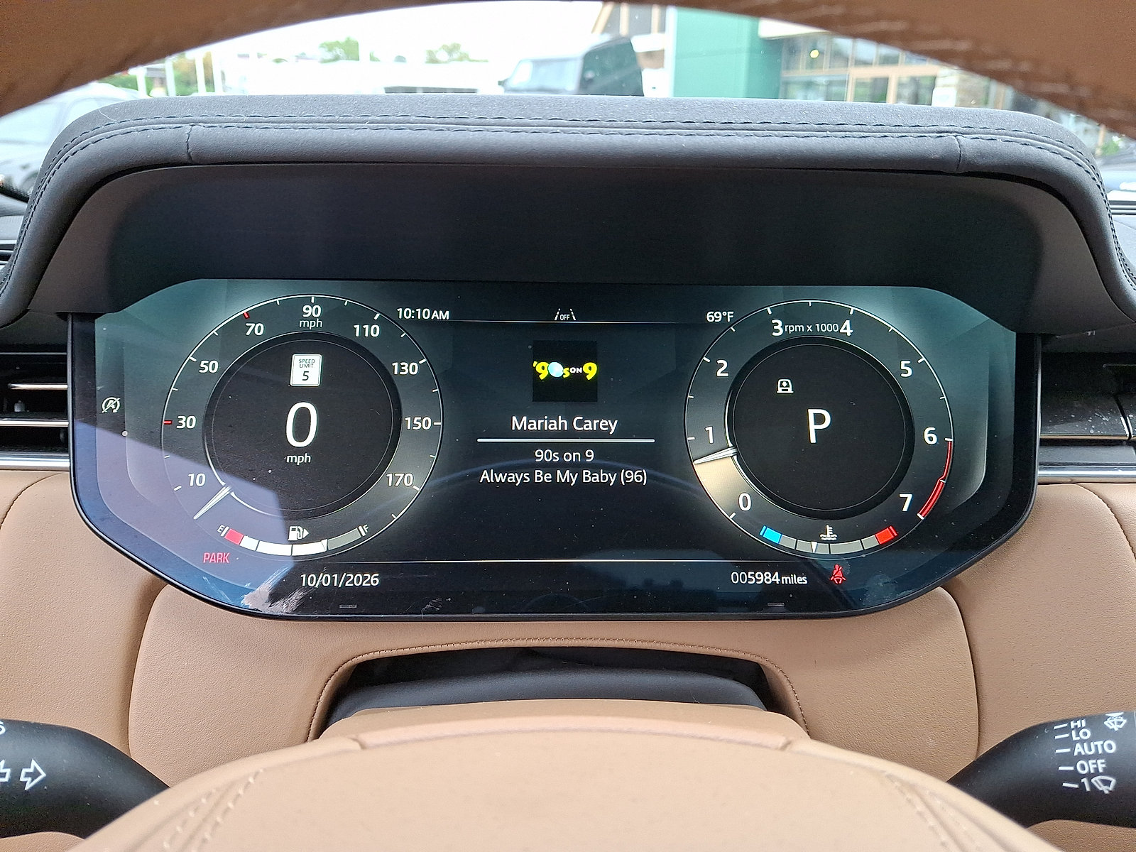 Certified 2026 Land Rover Range Rover SE AWD/4WD image 12