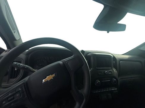 Used 2023 Chevrolet Silverado 1500 Custom image 10