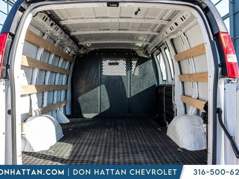 Used 2024 GMC Savana 2500 w/ Driver Convenience Package image 36