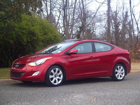 Used 2012 Hyundai Elantra Limited w/ Technology Pkg 5 image 1