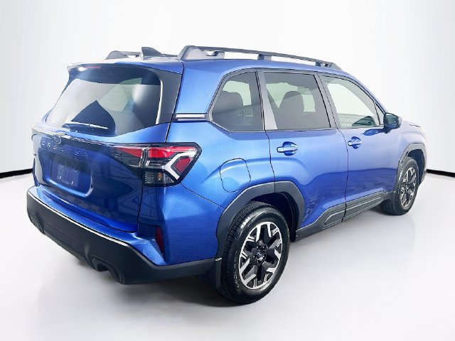 Used 2026 Subaru Forester Premium AWD/4WD image 9