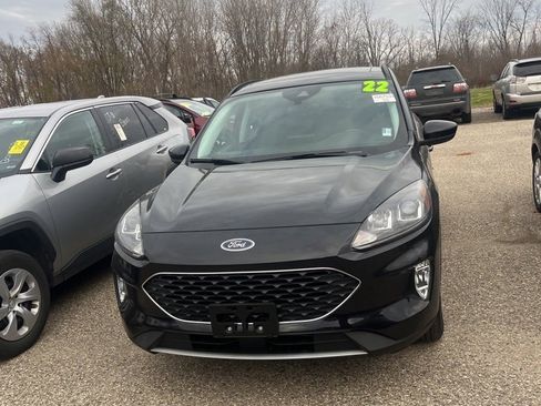 Used 2022 Ford Escape SEL w/ Technology Package image 2