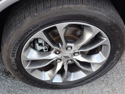 Used 2020 Dodge Durango R/T w/ Technology Group RWD image 46