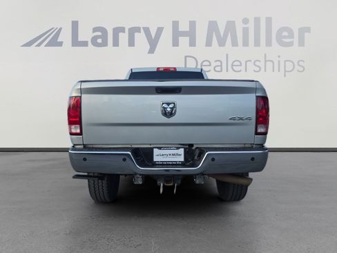 Used 2015 RAM 2500 Tradesman w/ Chrome Appearance Group AWD/4WD image 4