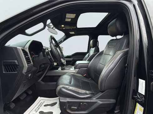 Used 2018 Ford F150 Raptor w/ Equipment Group 801A Mid image 9