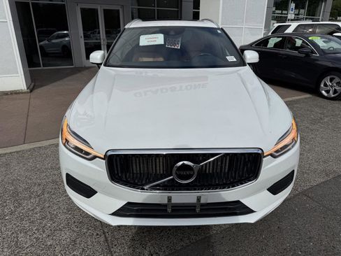 Used 2018 Volvo XC60 T5 Momentum w/ Convenience Package AWD/4WD image 9