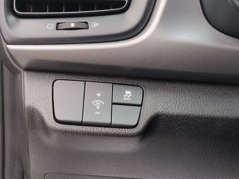 Used 2020 Kia Rio S FWD image 18