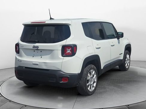 Used 2023 Jeep Renegade Latitude AWD/4WD image 5