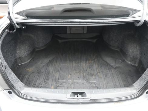 Used 2012 Honda Accord EX-L image 25