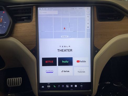 Used 2020 Tesla Model X Performance AWD/4WD image 9